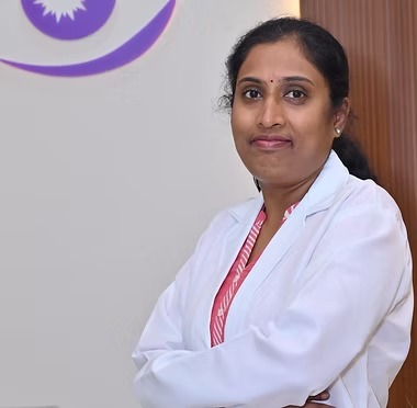 Dr. Varalakshmi V (Ophthalmologist and Eye Surgeon)